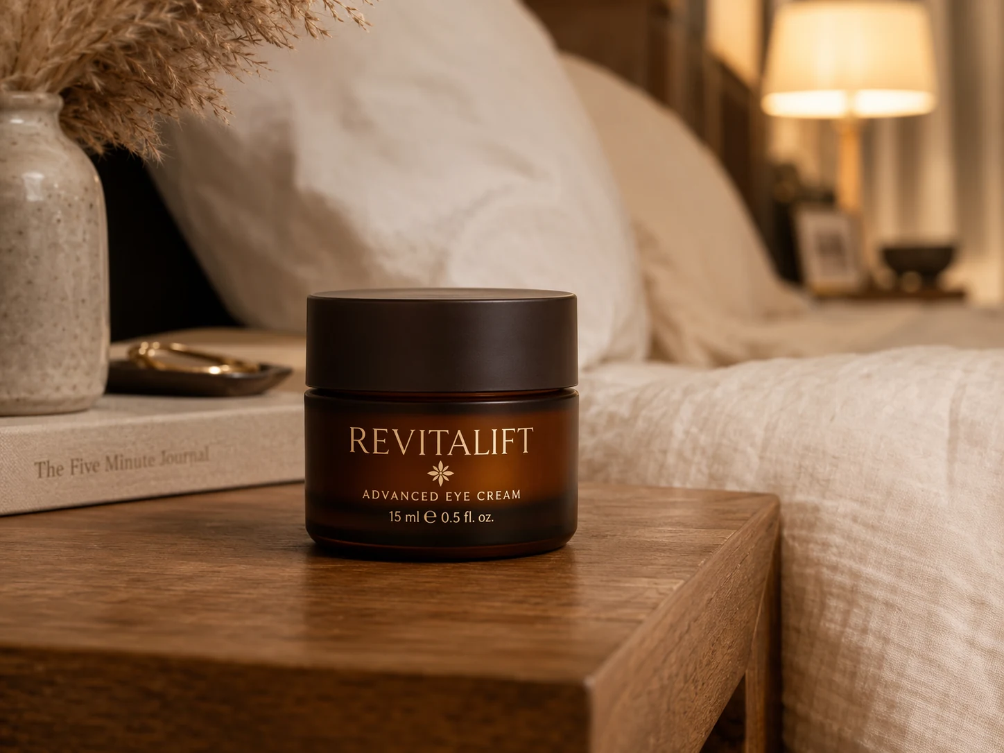 Lifestyle scene 2 · bedroom